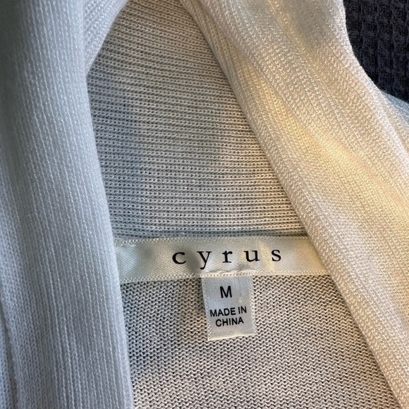 🎉Cyrus Open Front Lightweight Cream Cardigan Sweater EUC Size Medium - Picture 9 of 9
